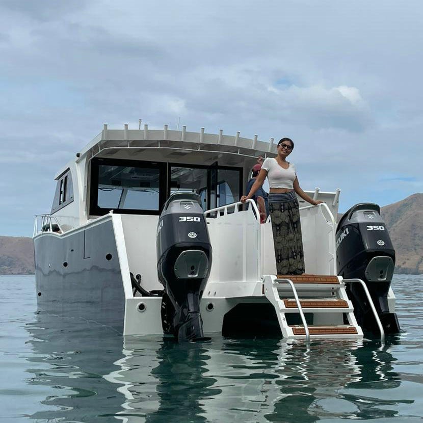 Hot Selling 10m/33ft Aluminum Catamaran Fishing Rowing Boat