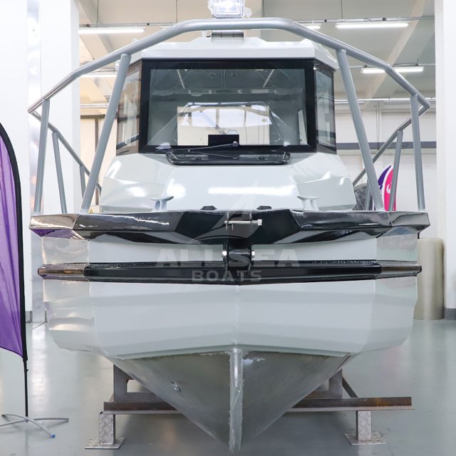 7.5m 25ft Luxury Aluminum Fishing Boat Cheap Sport Yacht with Walkaround Outboard Engine for Sale