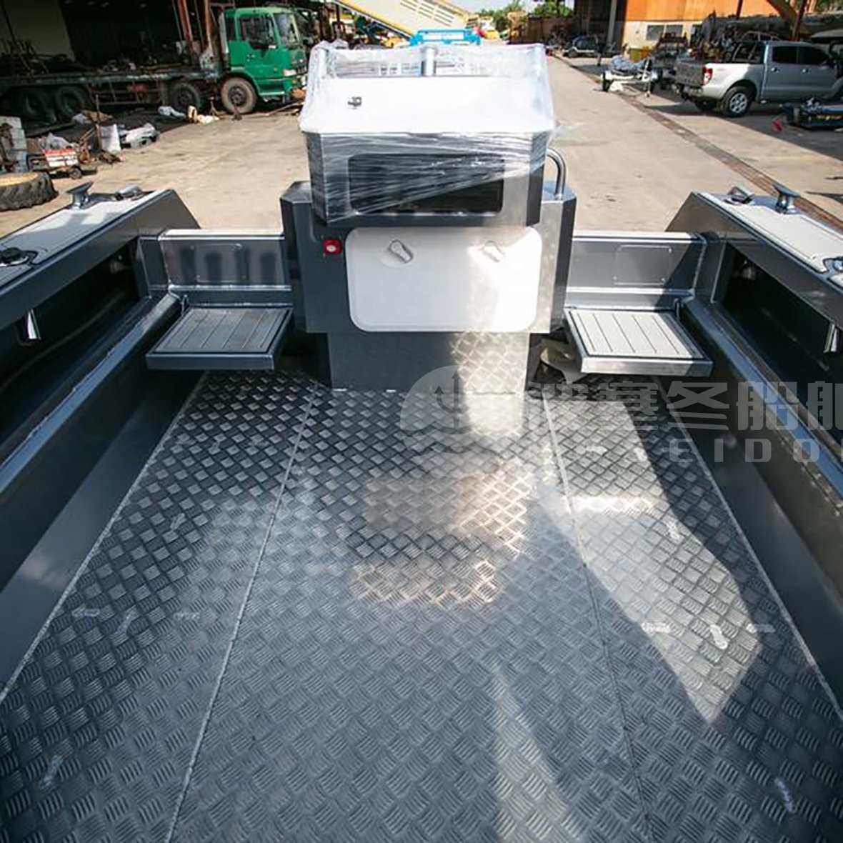 Australia Hot Sales 750 25ft Walkaround Centre Cab Fishing Boat with Engine