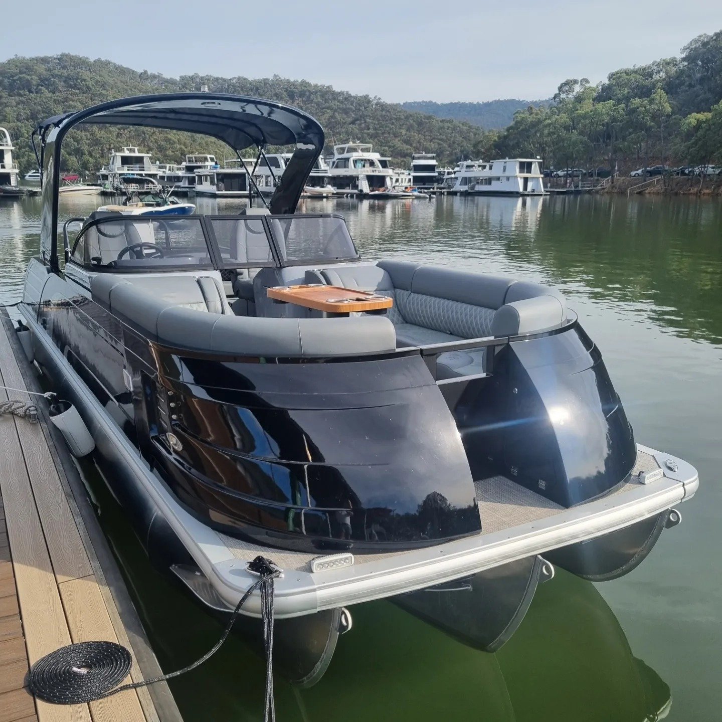 2024 Luxury 27ft Aluminum Pontoon Boat Power Engine Welded Workmanship 25ft Lake Family Leisure Party Speedboat Seats Sale