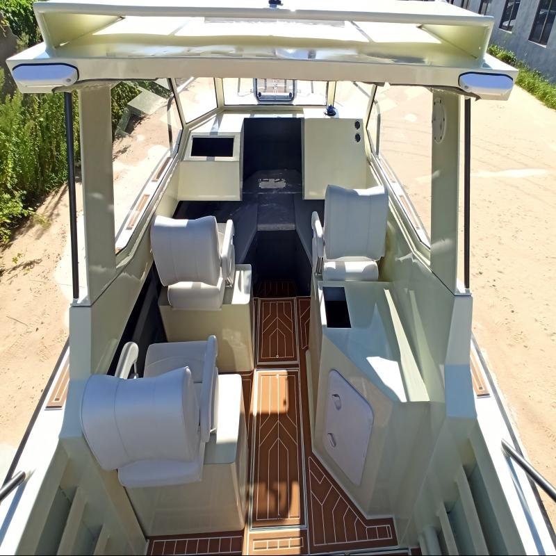 High Quality 20FT Aluminum Luxury Yacht Outboard Engine Speedboat Cabin Fishing Features Competitive Price High-End Leisure