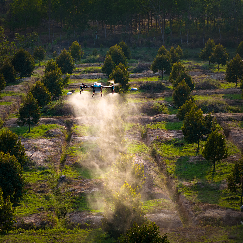 New Big Drone Auto Flight Uav Spraying Installed Camera Gps Farm Agricultural Sprayer Drone for Farms and Retail