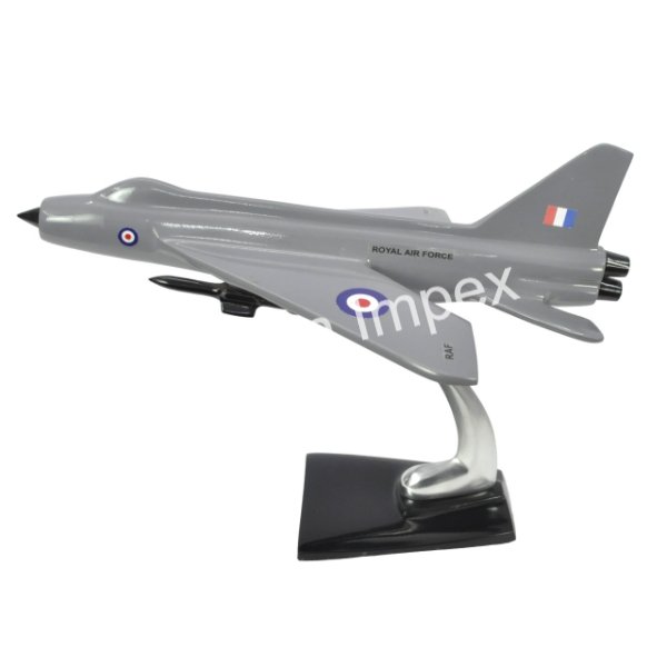 Decorative Aircraft Model Cast Aluminium 8 Inch Bae Hawk Silver/Red Airplane Models Customized With Extra Exclusive Good Quality