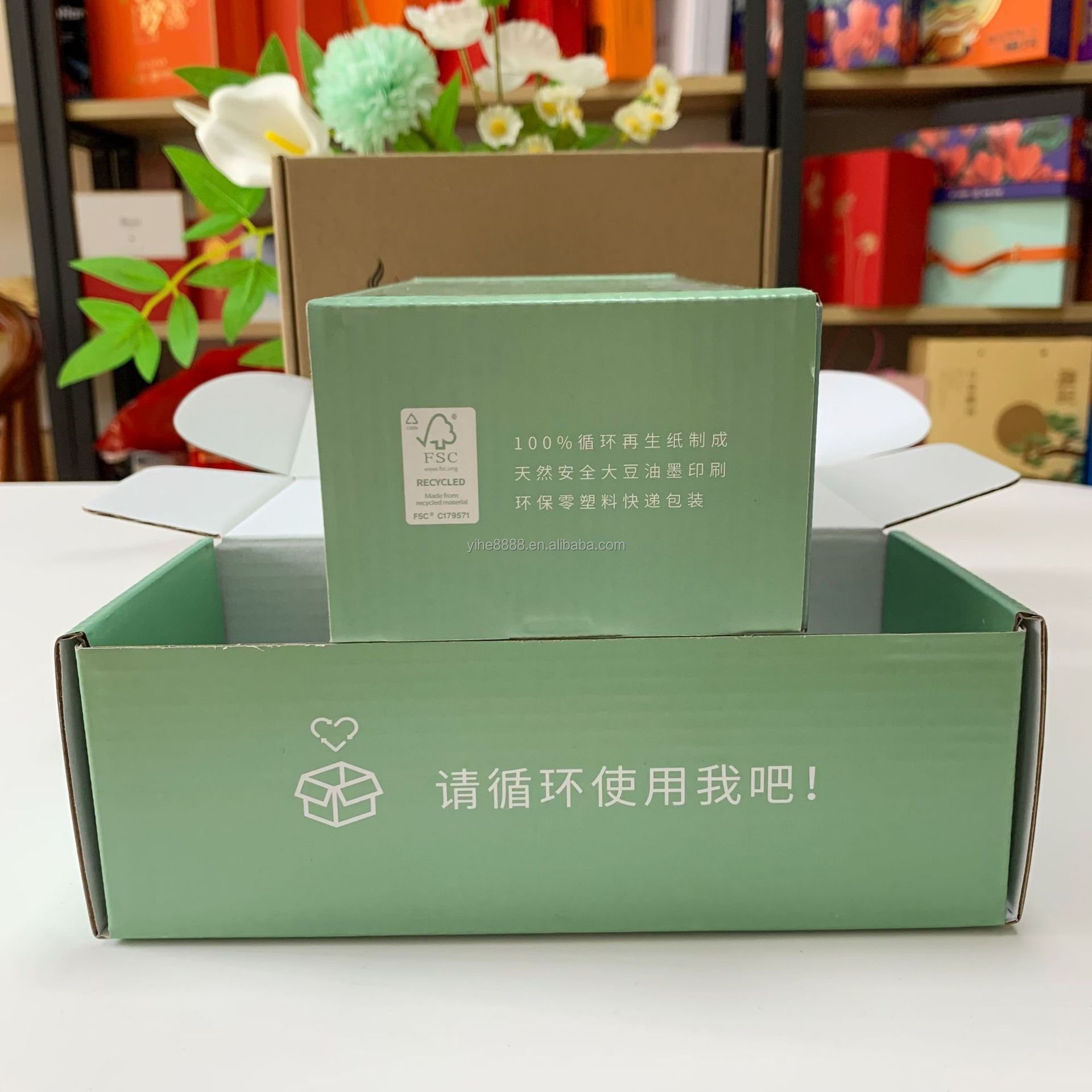 Custom logo recyclable glossy lamination luxury magnetic cardboard paper packaging gift private label shoe clothes box