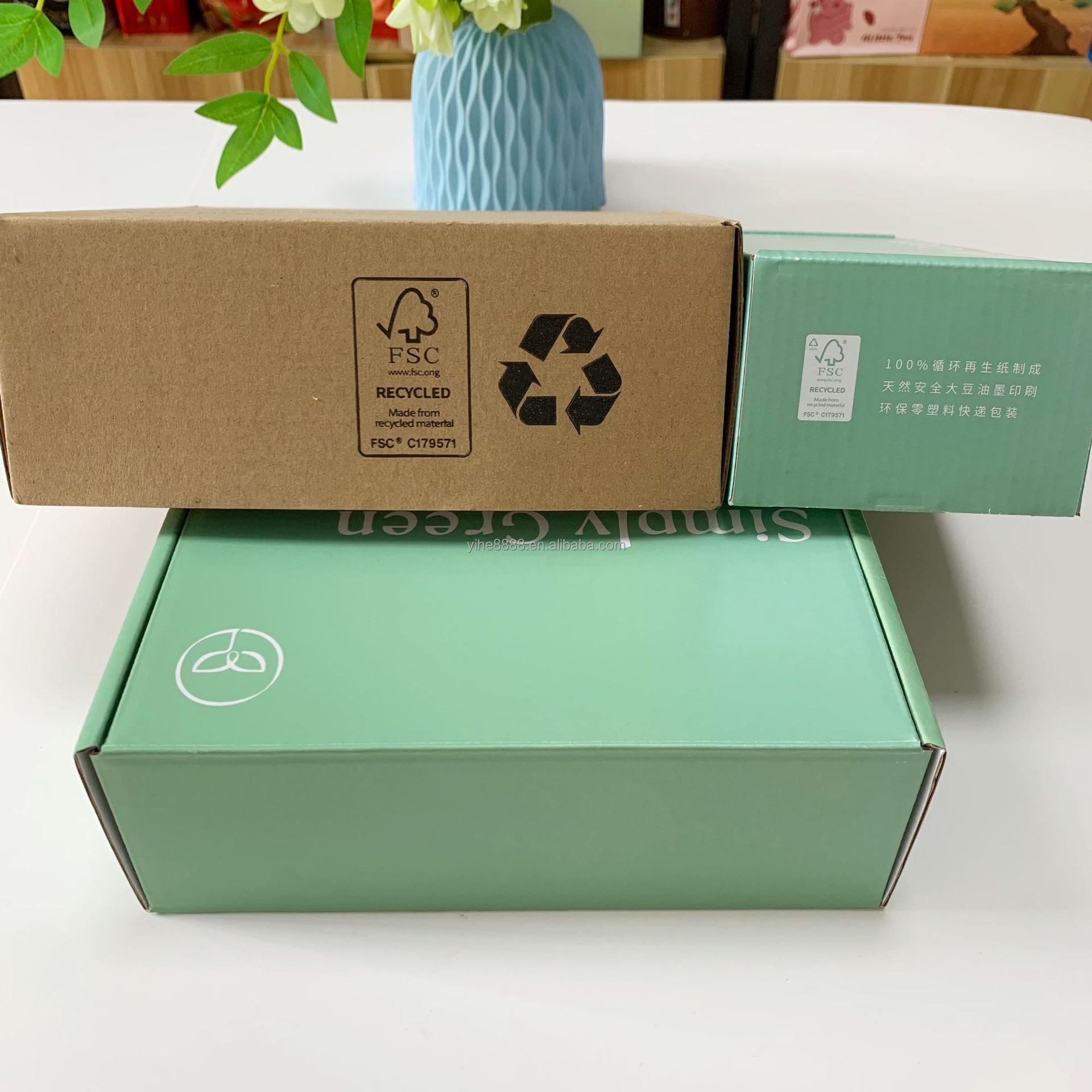 Custom logo recyclable glossy lamination luxury magnetic cardboard paper packaging gift private label shoe clothes box