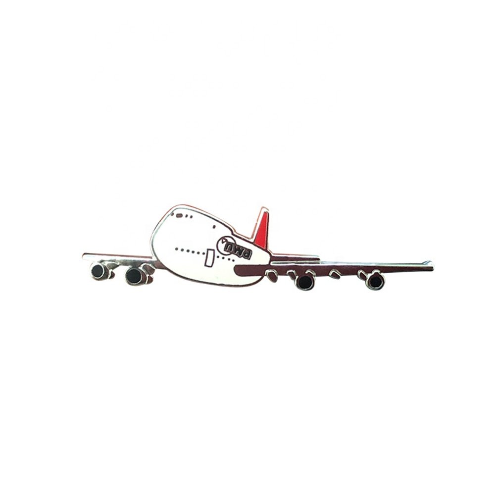 Wholesale of aviation aircraft model badges, metal commemorative brooches, membership medals, anime cartoons, metal surnames