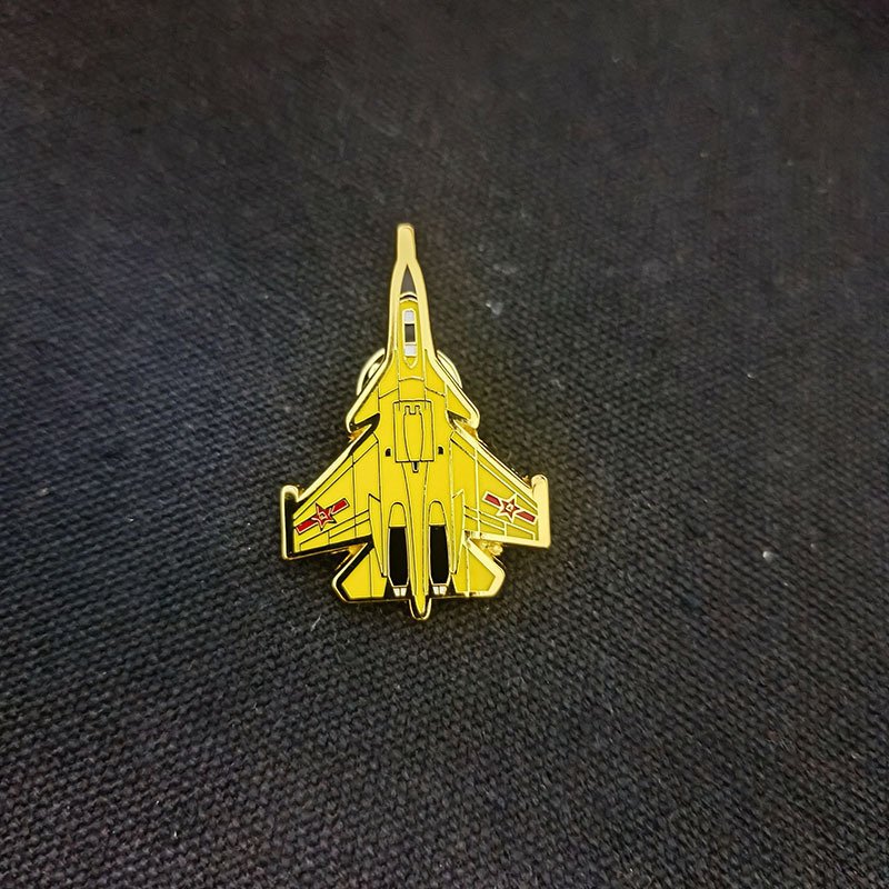 Custom Logo Plane Metal Airplane Helicopter Pin Badges Brooch Pin For Clothes