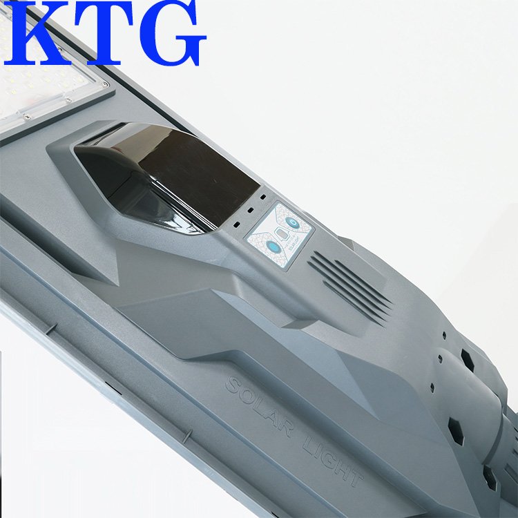 China New Arrival Private Mold 800w 1500w 2000w Aircraft Carrier Series ABS Plastic All In One Solar Led Street Light Outdoor