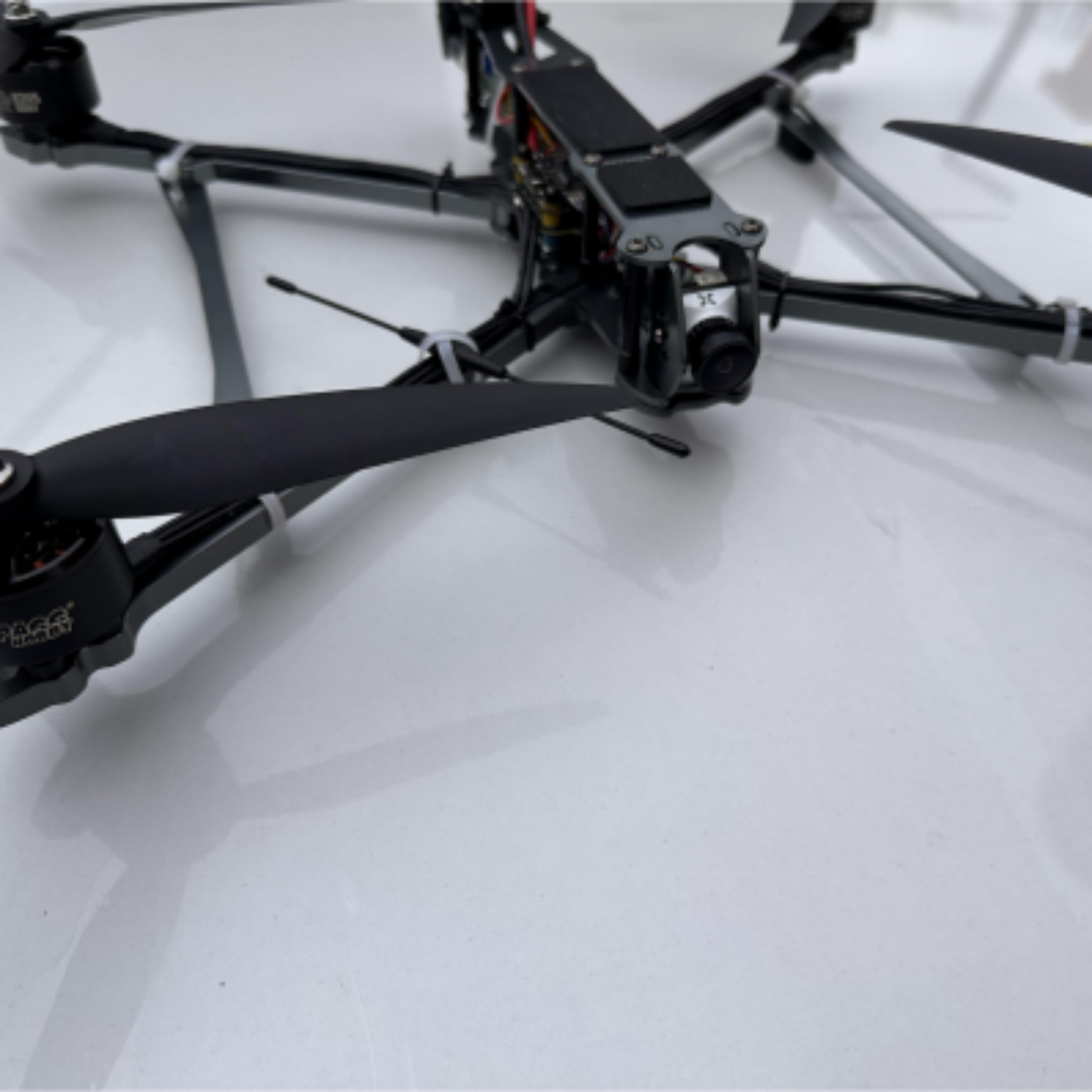 JinTeng Factory 10-Inch Commercial FPV Drone 3Kg Load Capacity All Aluminum Alloy 3115 690 KV ANT Camera Long Range Remote