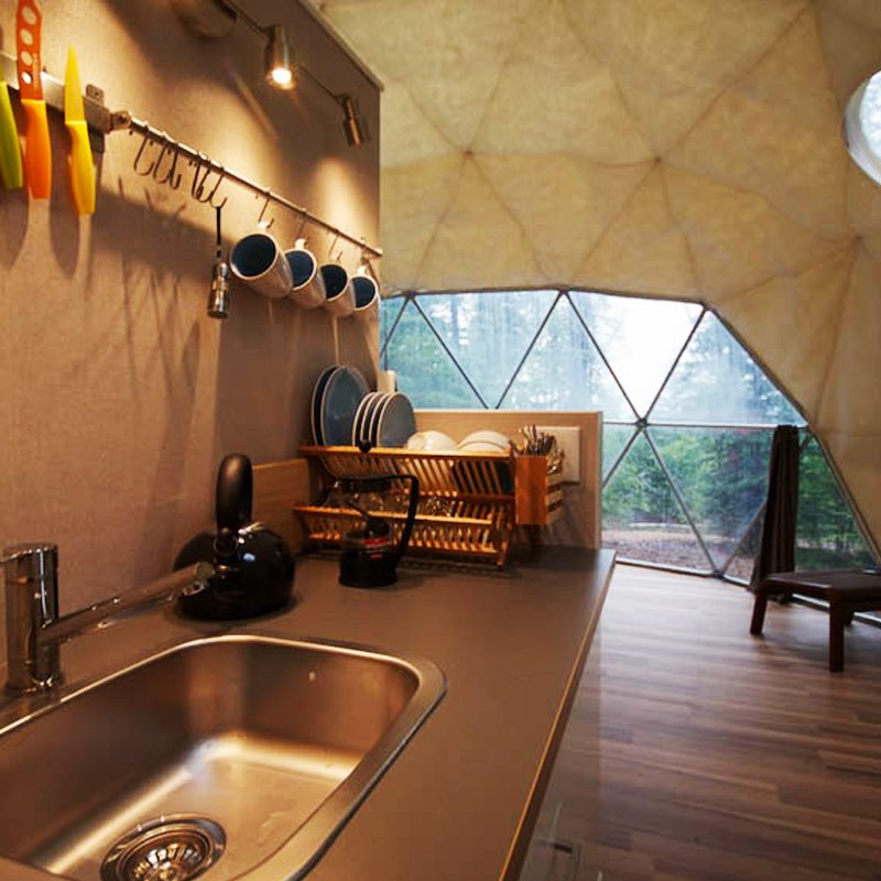 Winter Outdoor Luxury Igloo Geodesic Glamping Clear Dome House Tent With Fireplace Insulation