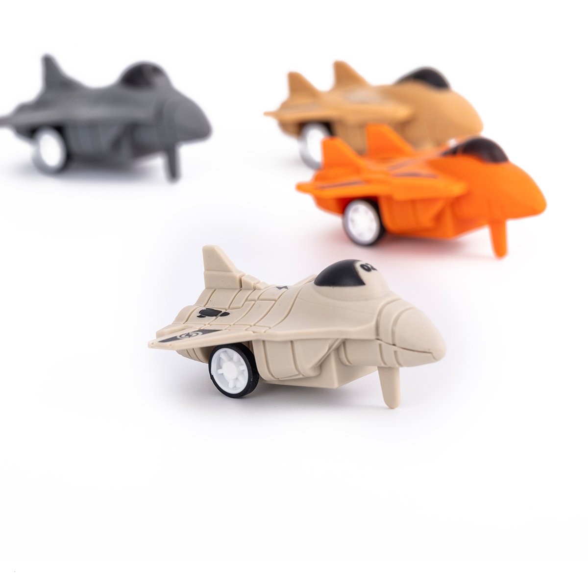 Hot Sale Promotions Wholesale Promotion Mini Plastic Pull-back Fighter Aircraft-shaped Toys For Kids