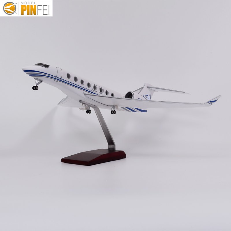 Private Jet 1/75 Scale Gulfstream G650 Prototype Aircraft Model with Stand and Landing Gear Fixed wing