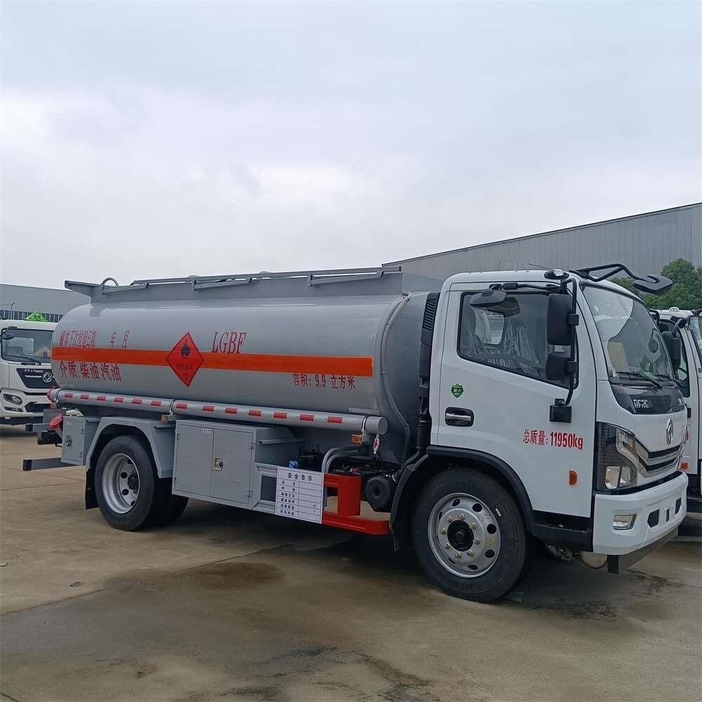 Dongfeng Dolica 9.9 square Refueling Truck