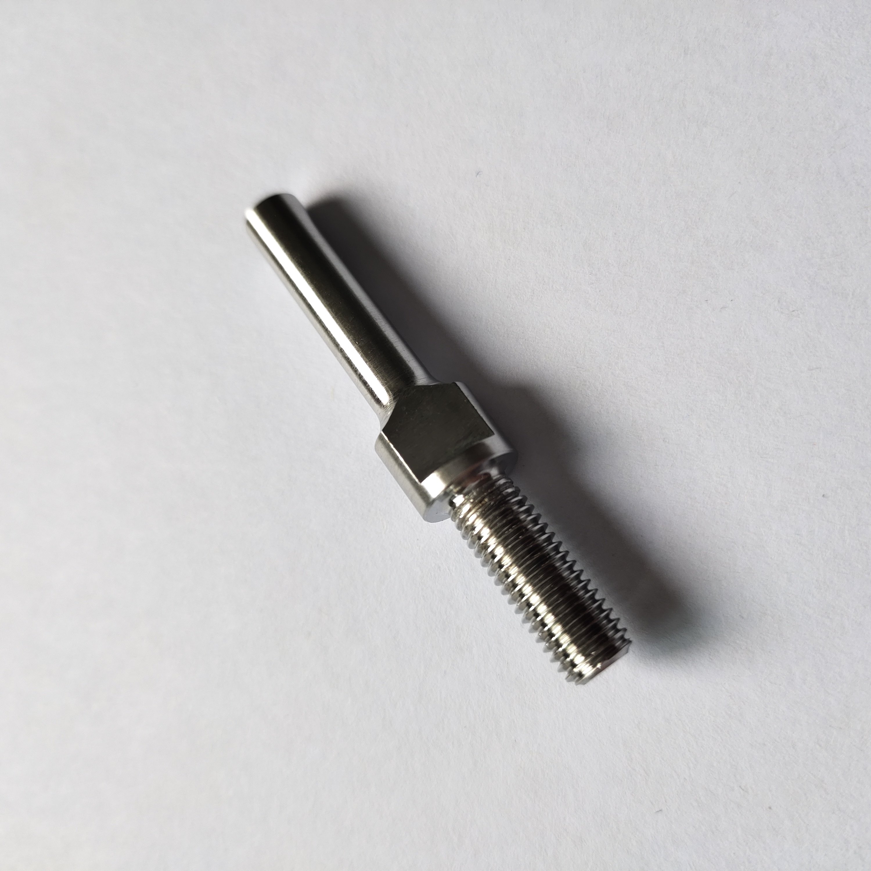 High Precision AMS 5712 Cnc Machining Bolts High-end Aviation Parts & Accessories with Milling/polishing Service