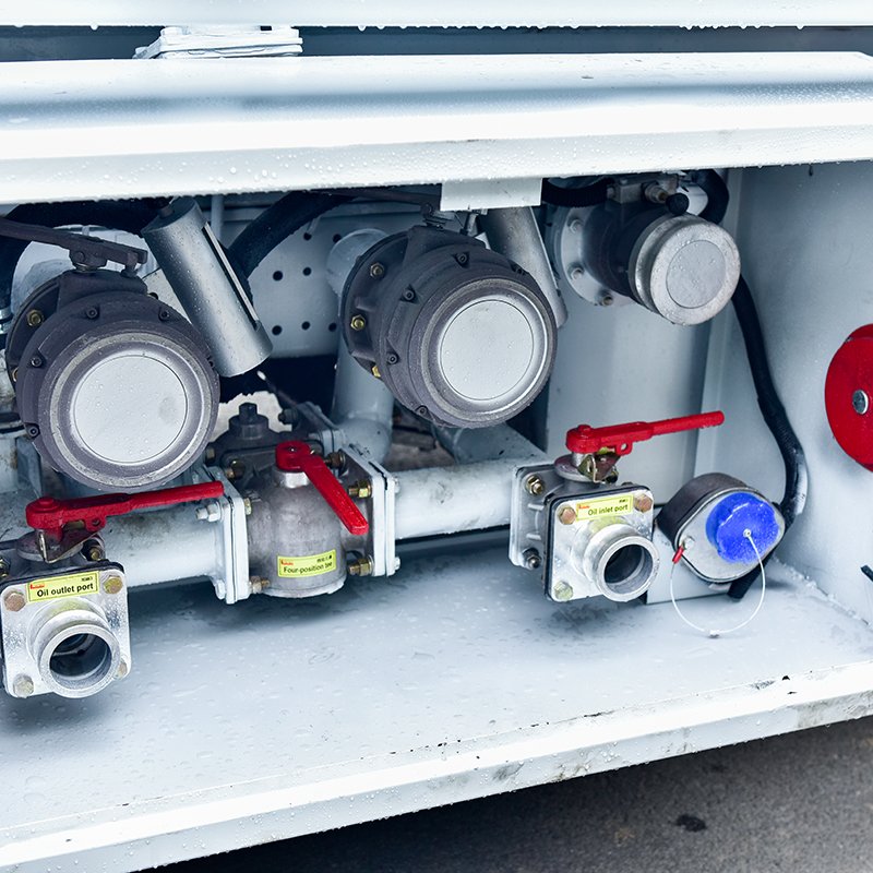 Made in China Capacity Fuel tank 5000 Liters Aviation Fuel Tanker Truck