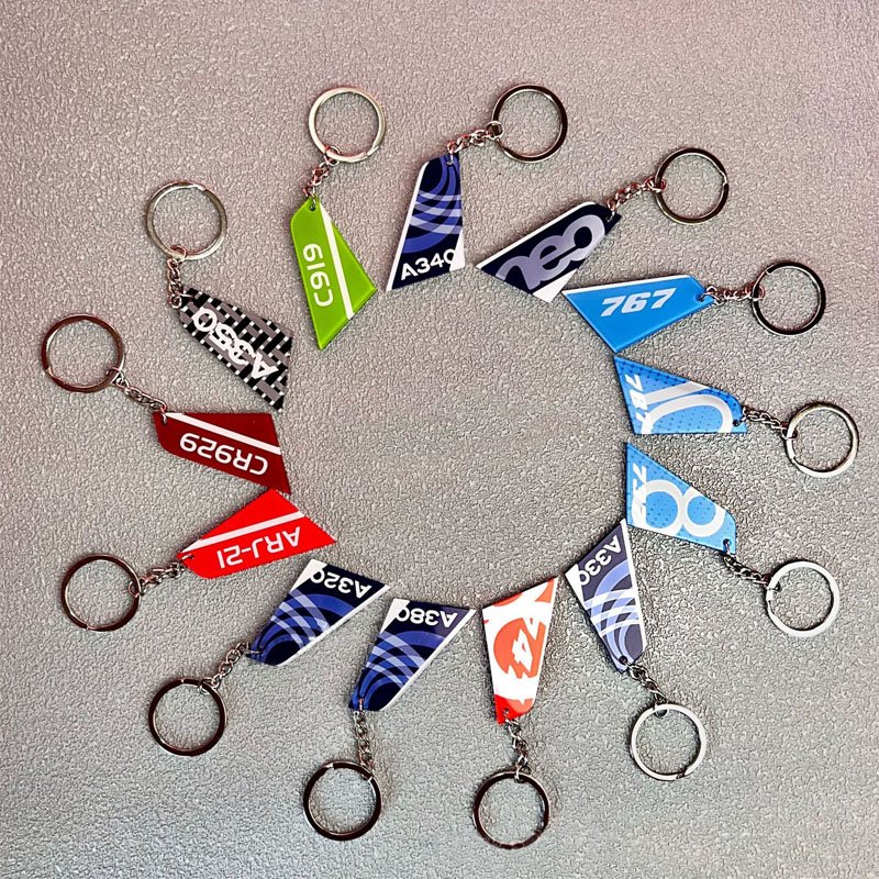 Creative Airline Boeing Flyer Aviation Gifts Aircraft Vertical Tail Keychain Custom Acrylic Airplane Tail Wing Keychain