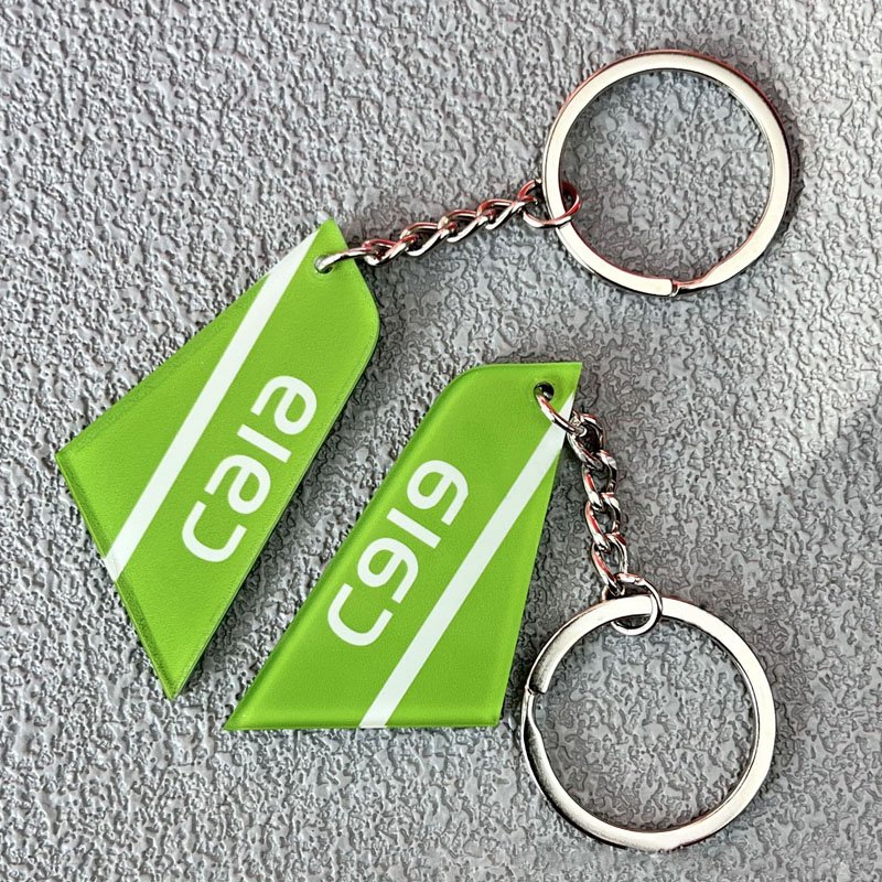 Creative Airline Boeing Flyer Aviation Gifts Aircraft Vertical Tail Keychain Custom Acrylic Airplane Tail Wing Keychain