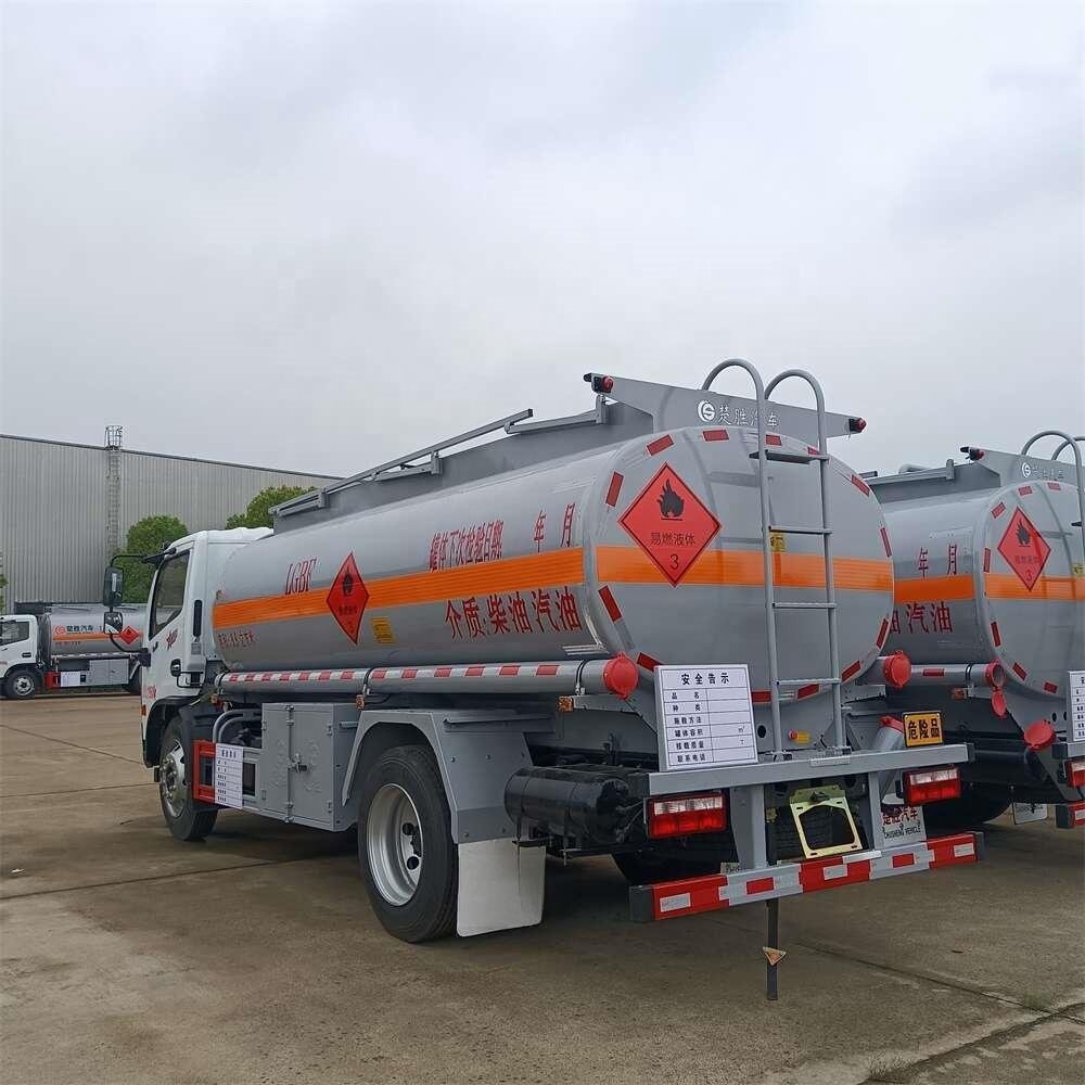 9.9 Fangdongfeng Dolika Refueling Truck and Oil tank Truck