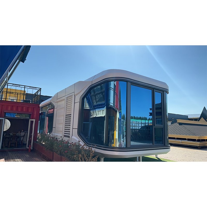 20ft Smart House Space Capsule Waterproof Commercial Steel Container Home for Apartment Hotel Shop Use Courtyard Setting Spain