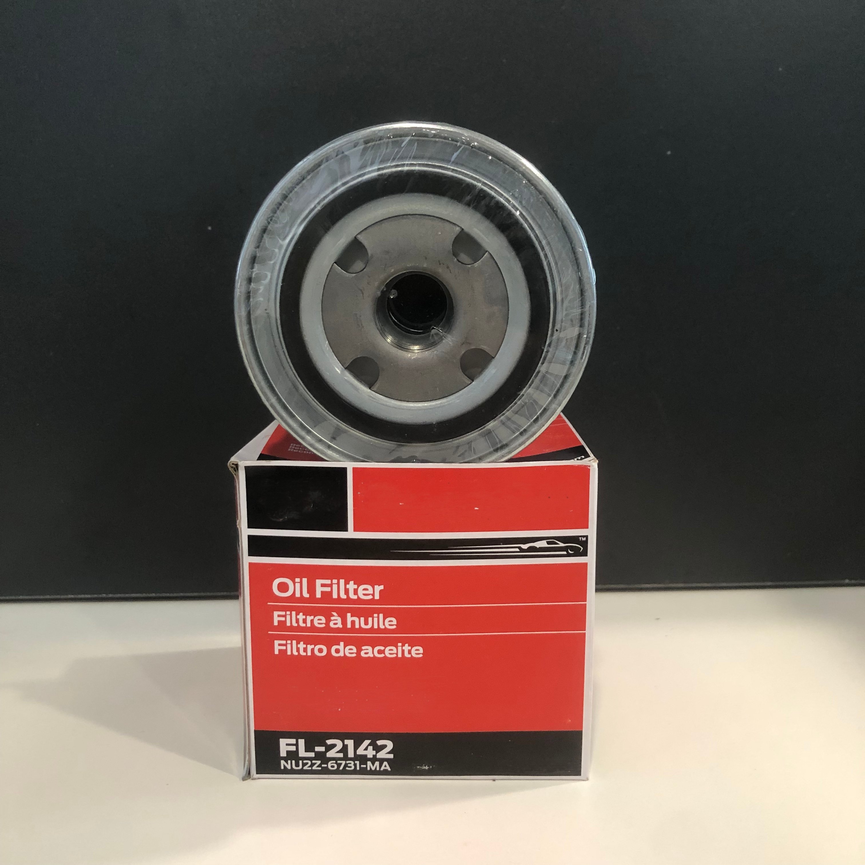 KM Auto Parts China Factory Engine Parts High Oil Flow Car Oil Filter OE FL-2142/FL820S NU2Z-6731-MA Fit for LINCOLN Ford