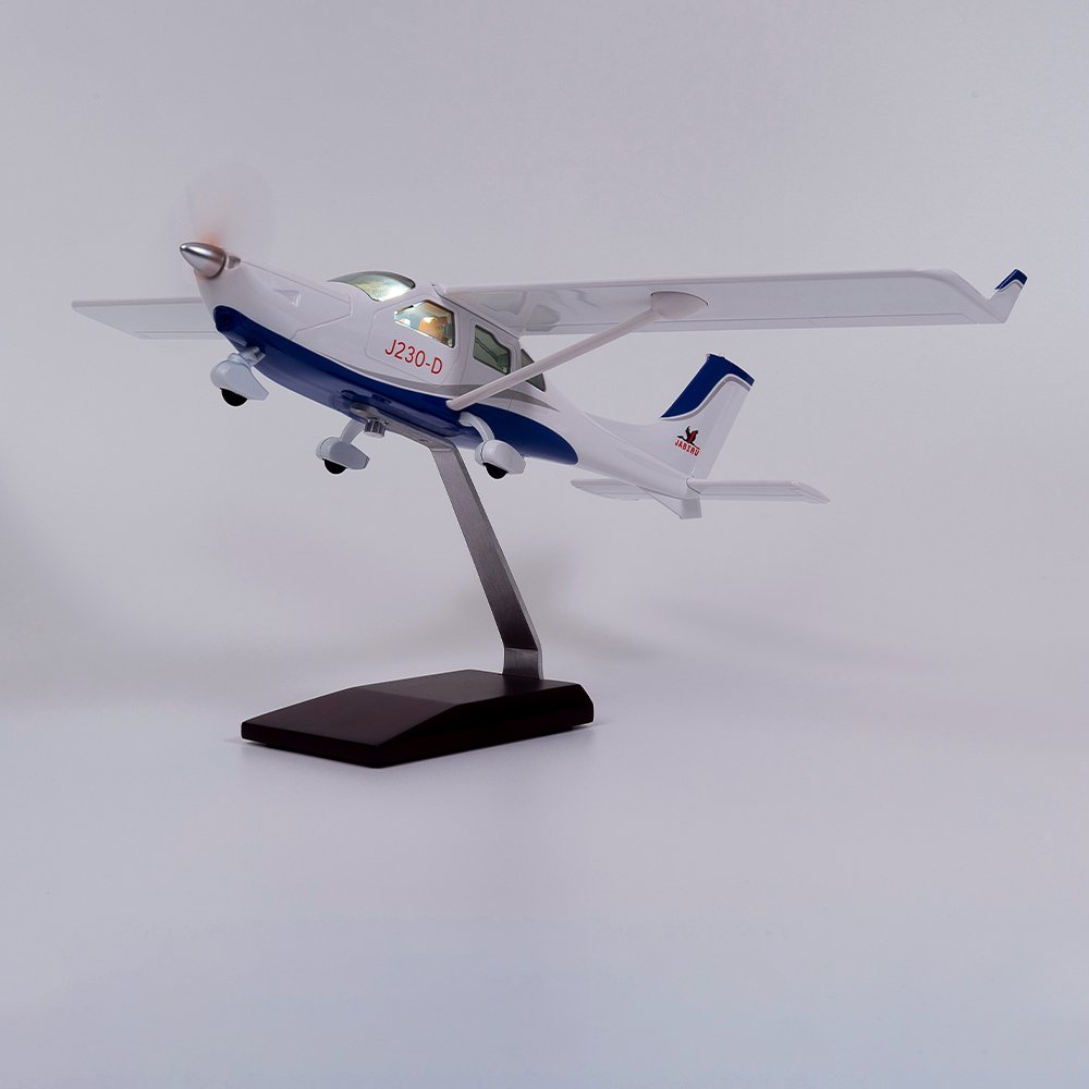 LED Private Jet J230-D Model Aircraft with Landing Gear and Stand for Wholesale