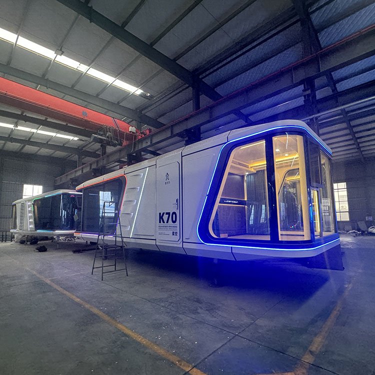 Space Capsule House with Kitchen Mobile Trailer House with Wheels for Sale