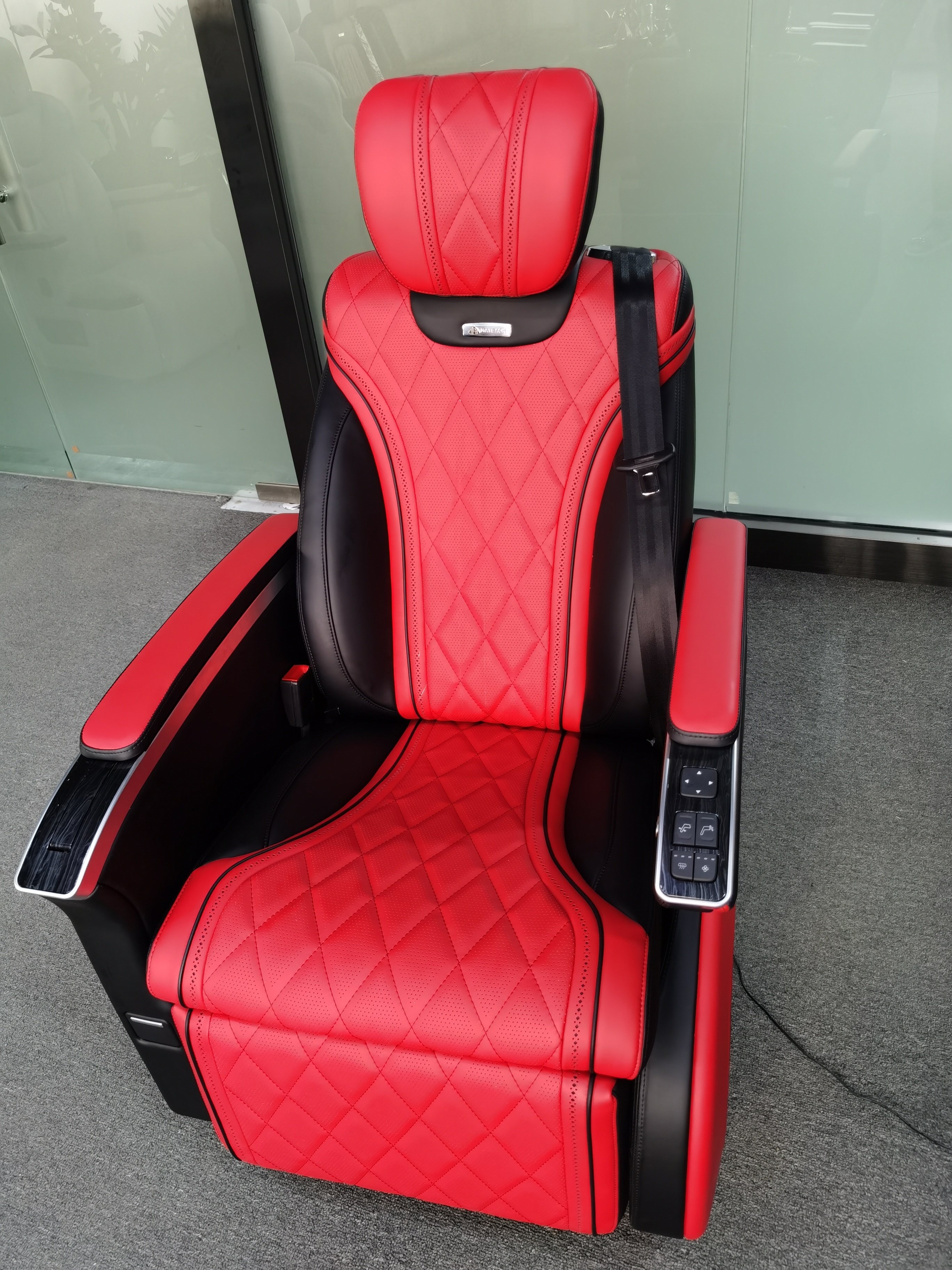 Automotive Interior Upgrade Car Recline VIP Captain Seat With Table Luxury Van Seat for Mercedes Benz v Class Vito