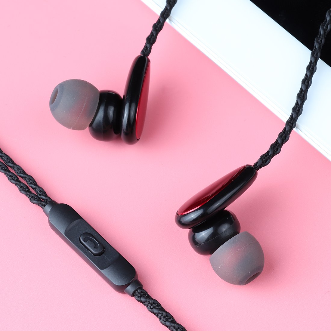 Private Design Boult Audio Airbass Plastic Wired Earphones Hot Selling Highly Quality Sell on Flipcart
