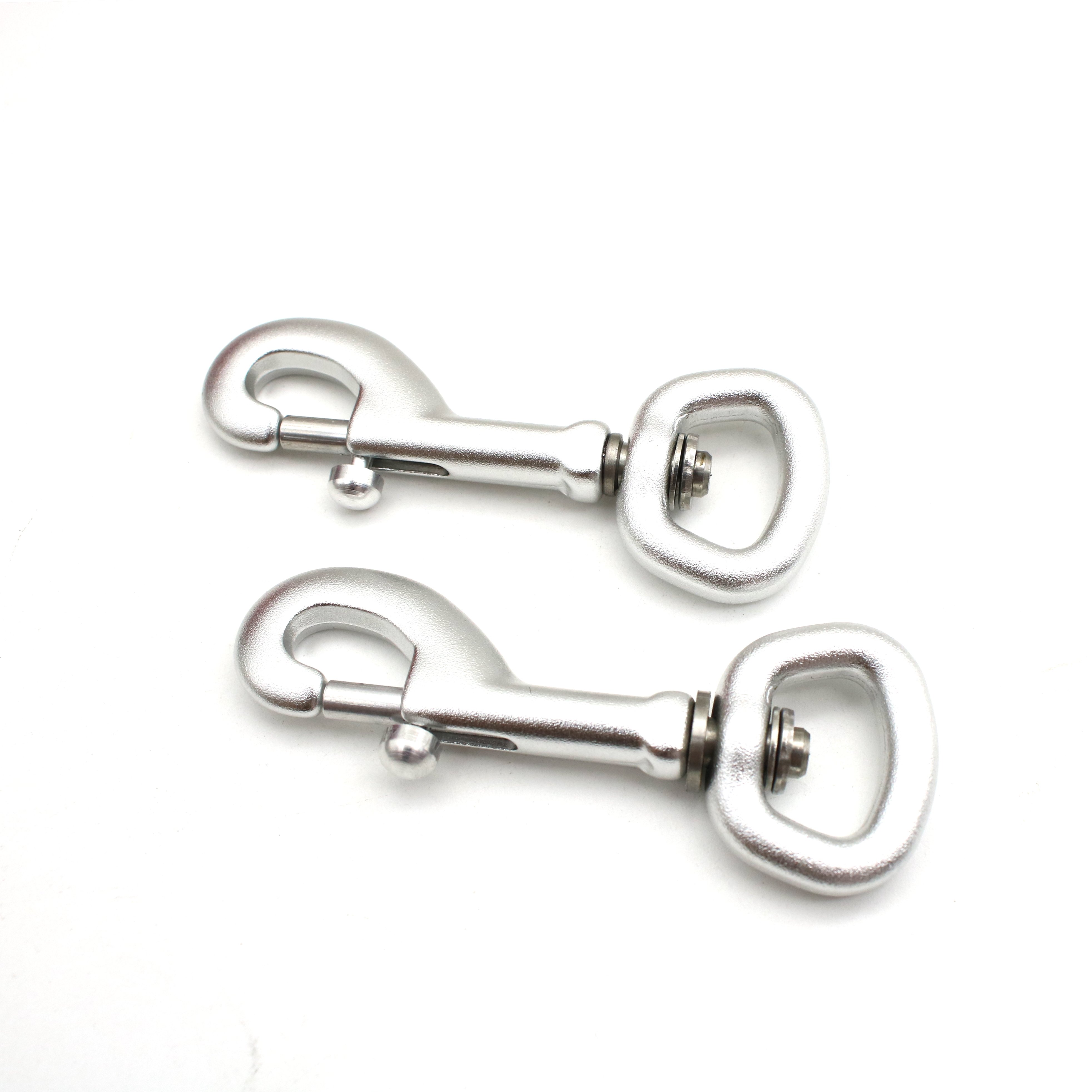 Customized 16mm/20mm/25mm Aviation Aluminum Dog Leash Clip Quick Release Solid Dog Hook Rope Custom Metal Hardware Accessory