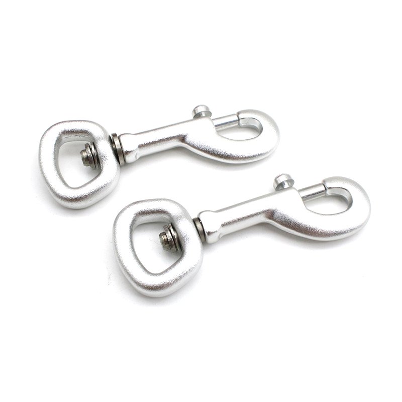 Customized 16mm/20mm/25mm Aviation Aluminum Dog Leash Clip Quick Release Solid Dog Hook Rope Custom Metal Hardware Accessory