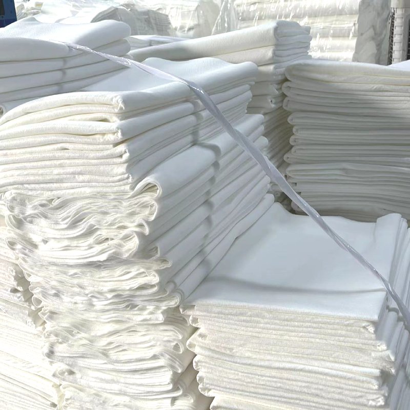 Non Fluorescent White Aviation Blanket Shelter Blanket Factory Direct Sales Independent Packaging Customized logo