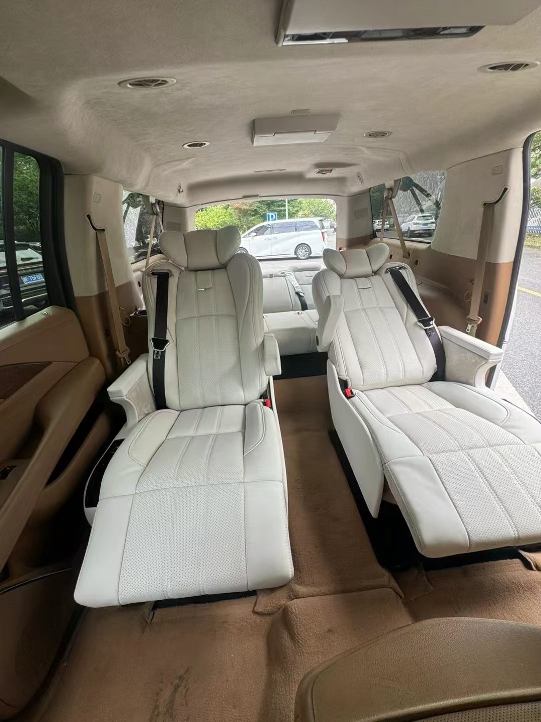 Aviation Seat Cadillac Escalade Wholesale High-End Genuine Leather High-Strength and Wear-Resistant Practical Car Seats