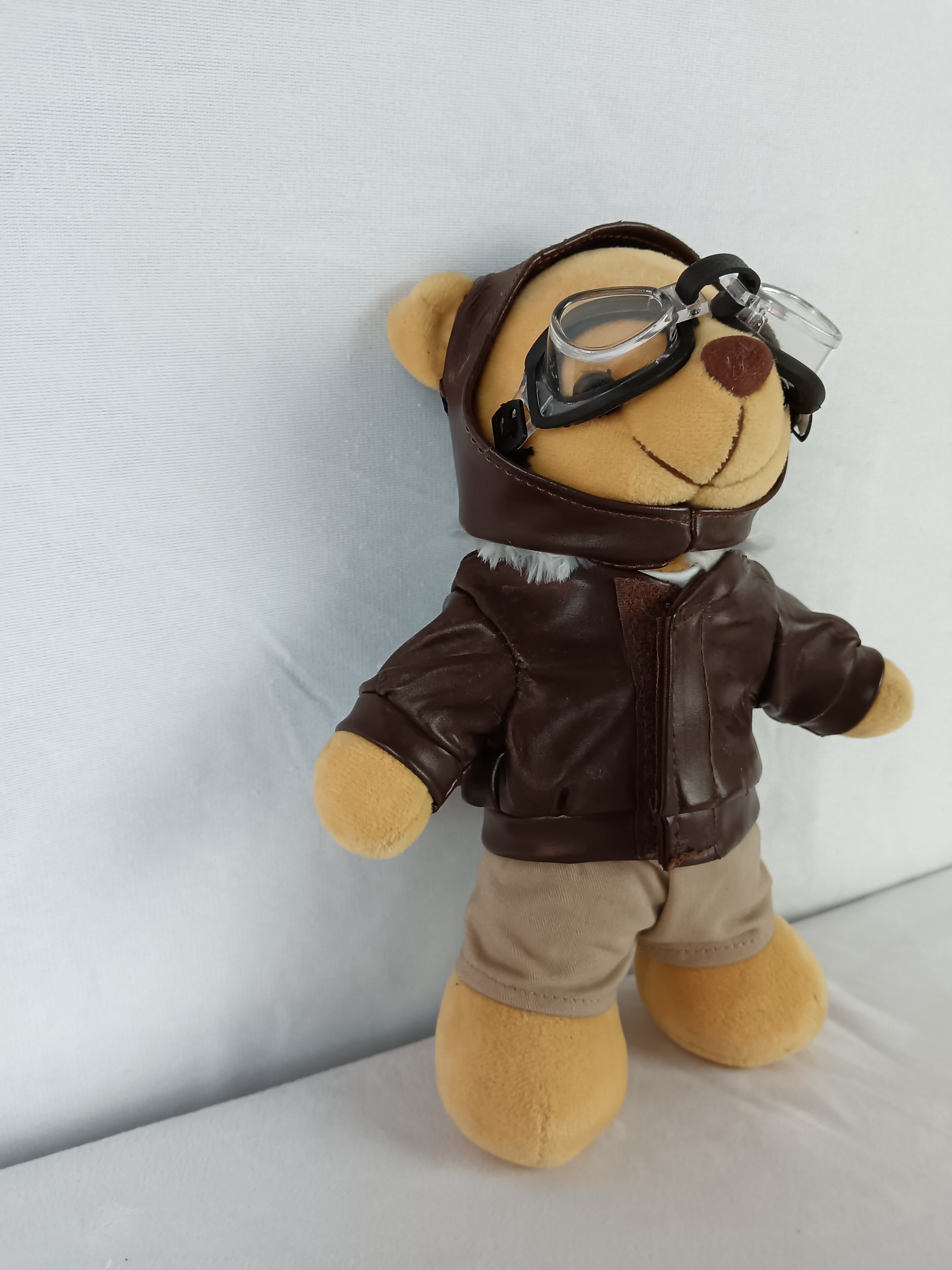 Yangzhou New Sunrise Custom Cute Soft Plush aviator Teddy Bear Doll Toy with Glasses Leather Garment Stuffed Flying Bear Pillow