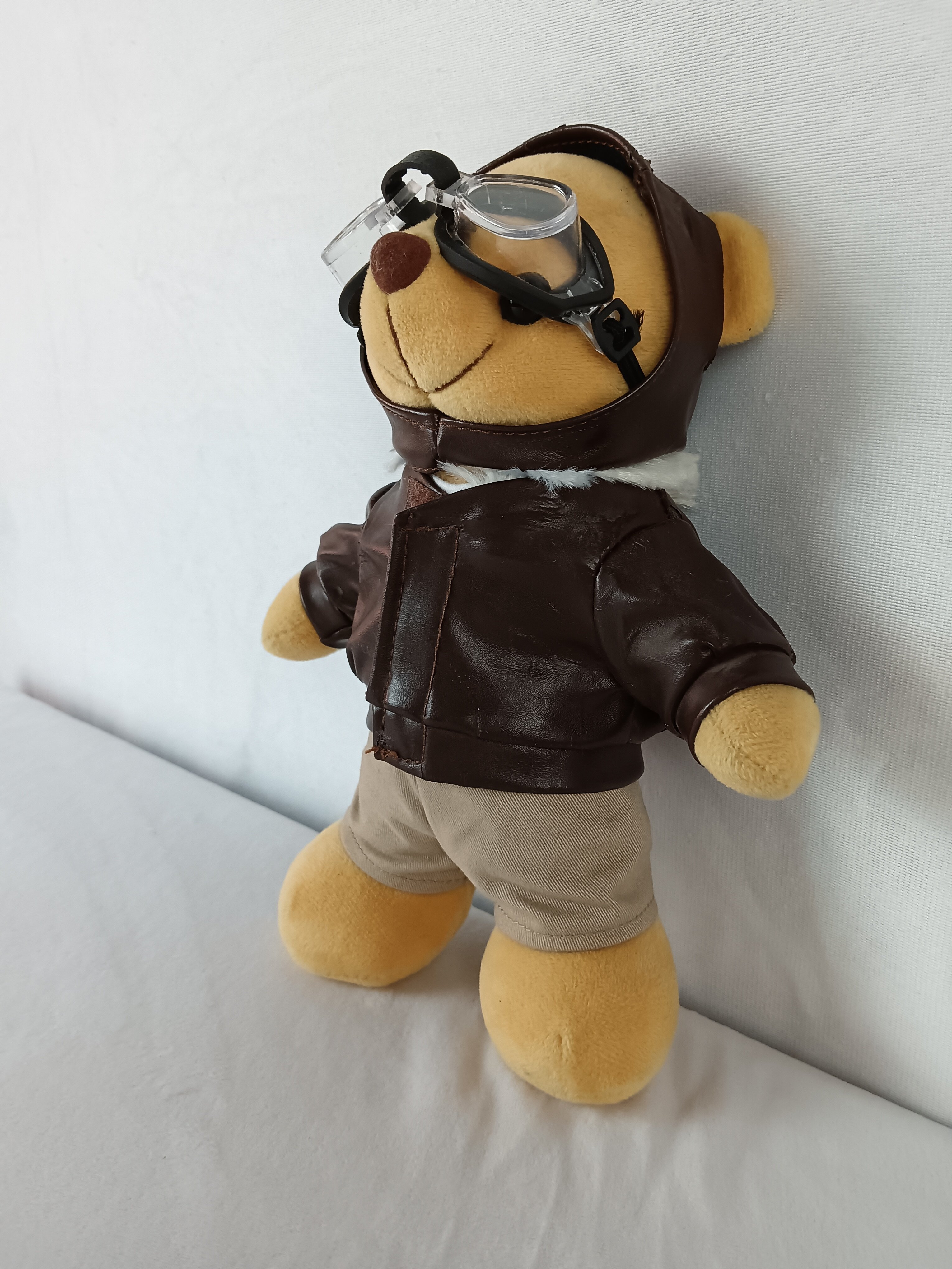 Yangzhou New Sunrise Custom Cute Soft Plush aviator Teddy Bear Doll Toy with Glasses Leather Garment Stuffed Flying Bear Pillow