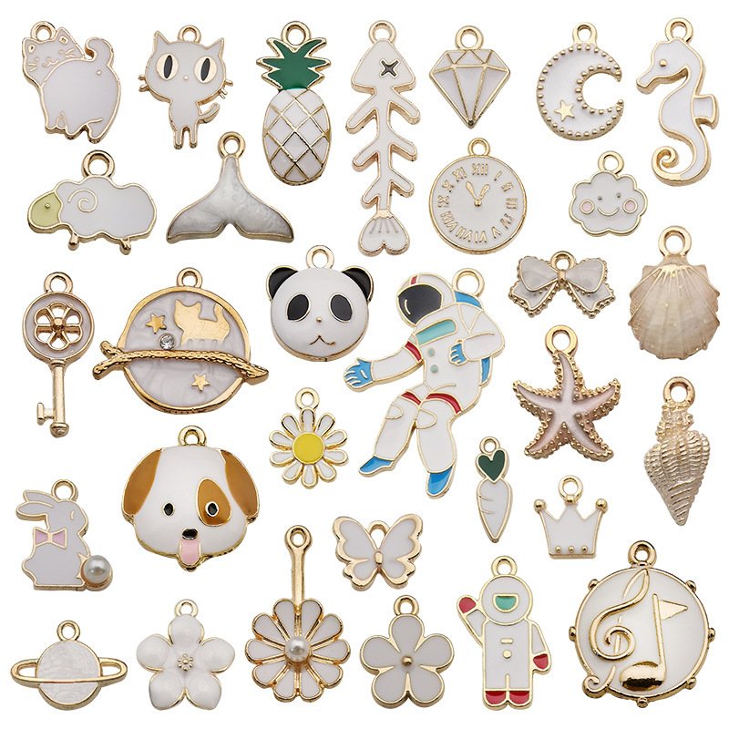 Wholesale DIY Alloy Crystal Keychain with Bear Moon Oil Drop Pendant Crystal Clear Princess Cut Diamond for Jewelry Accessories