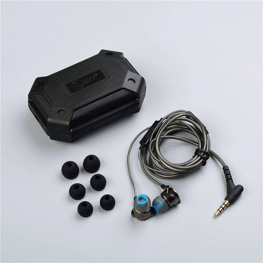 Mobile game end game Almighty King DM7 gold plated plug compatible with PC mobile phone group battle footsteps wired earphones