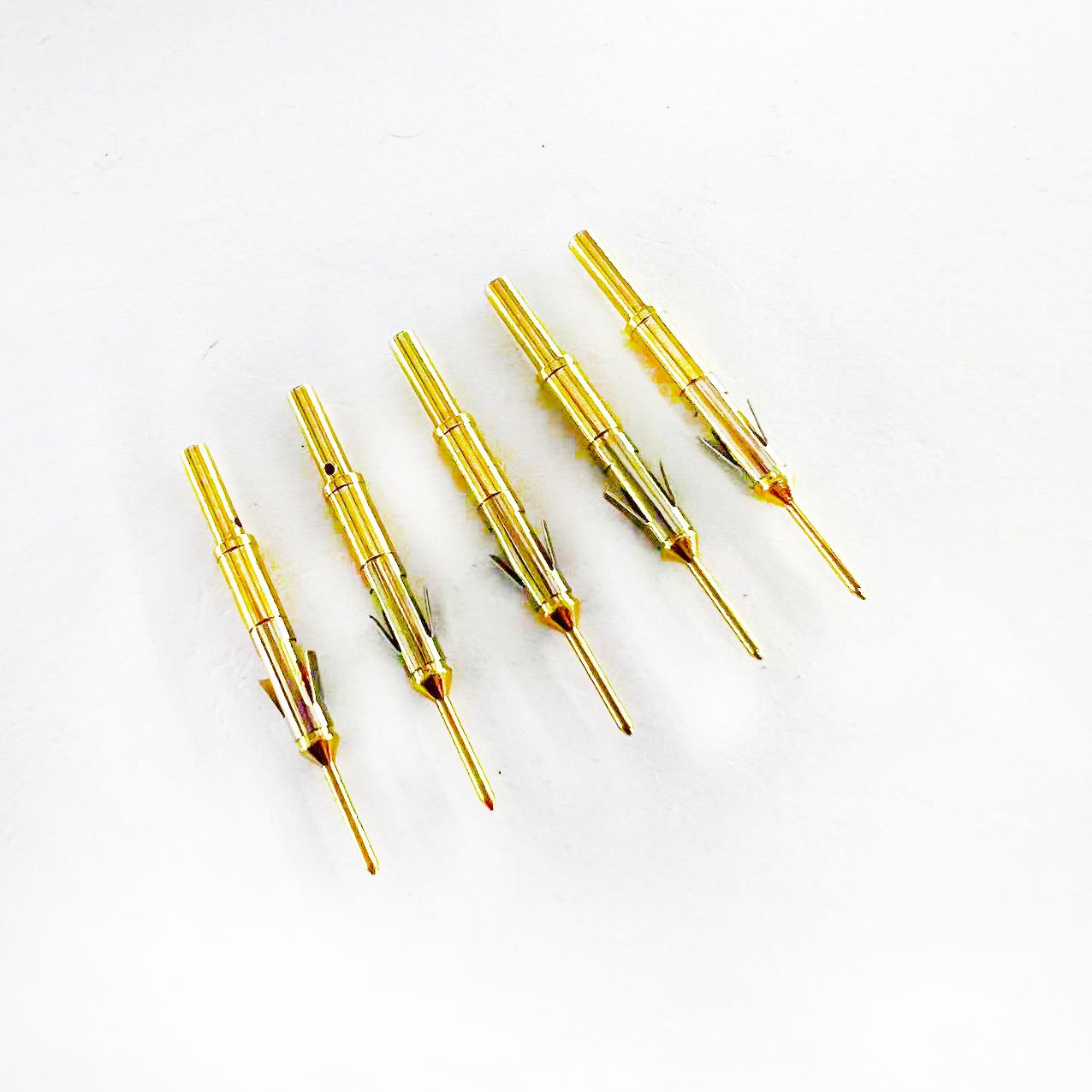 Manufacturers customize waterproof gold-plated connector pins, external claws, welding wire terminals, medical pins.