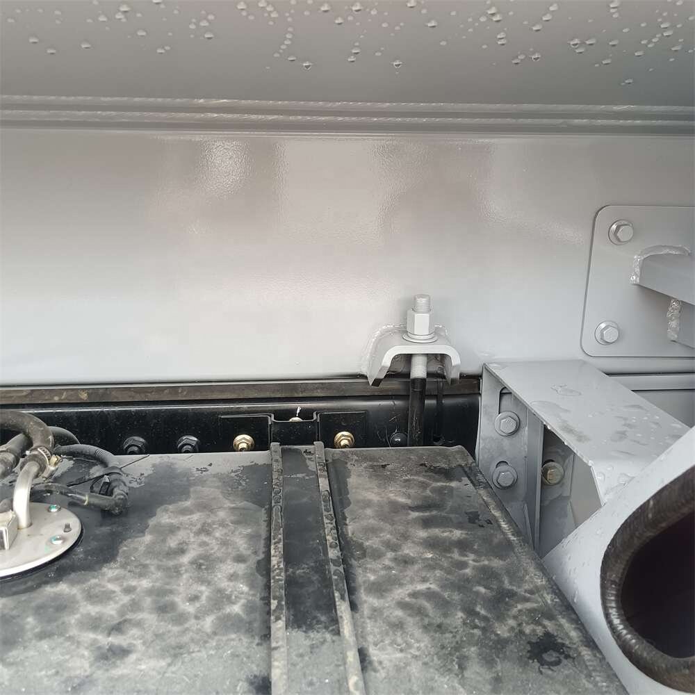 8-ton Dongfeng Dolika Refueling Truck