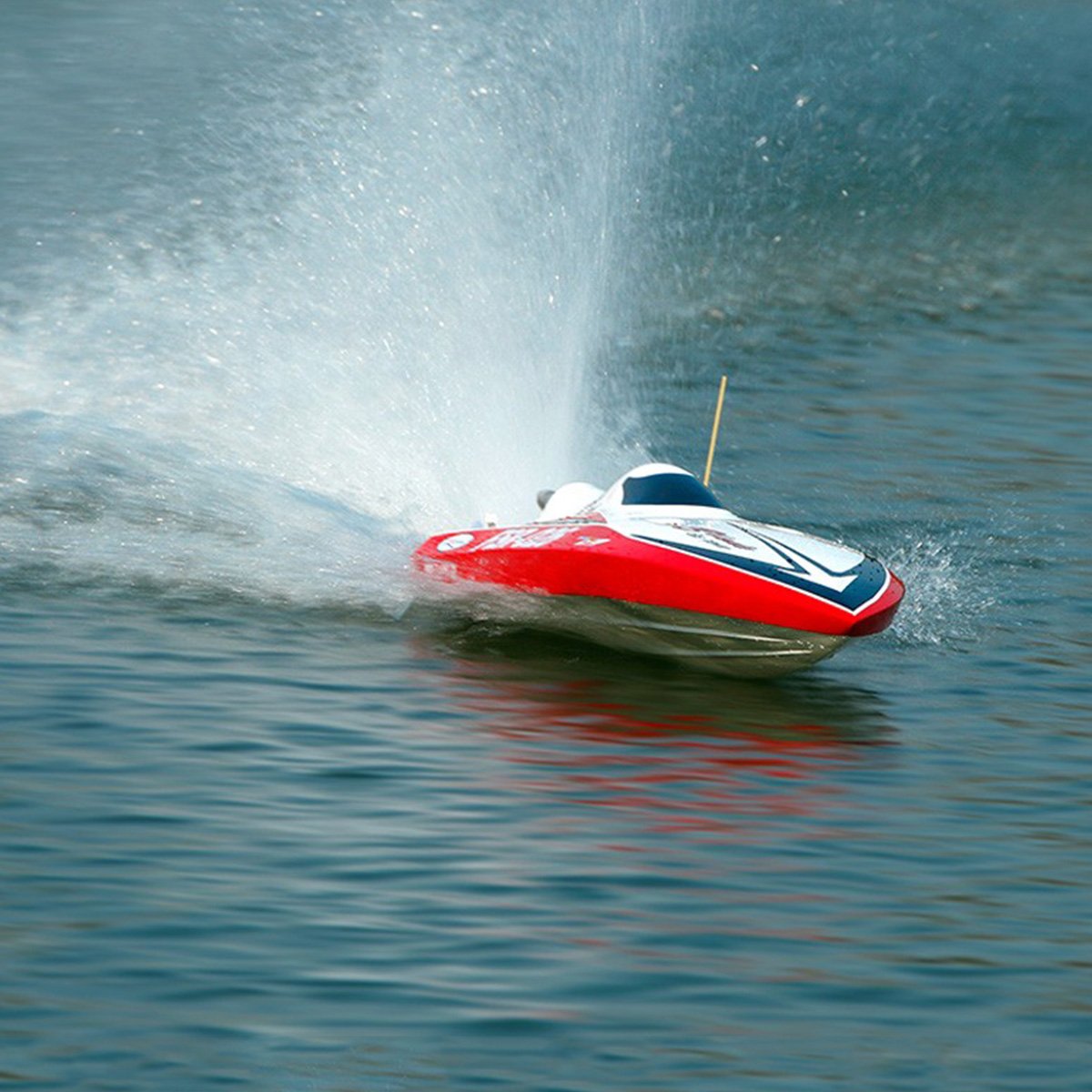 TFL 1307 Blade Race O Boat Fiberglass 30CC Gas Racing Boat