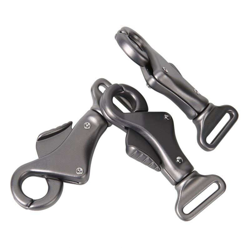 Aluminium Alloy Safety Car Seat Belt Accessory for Pets Waterproof Zipper Dog Pet Car Safe-Belt Safety Dog Seat Belt Clip