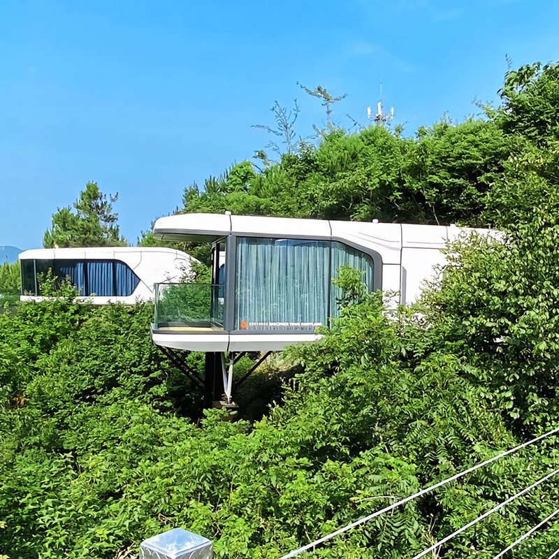 Luxury Space Capsule House for Travel Hotels and Vacation Homes Space Capsule Accommodation for Hotels and Holiday Retreats