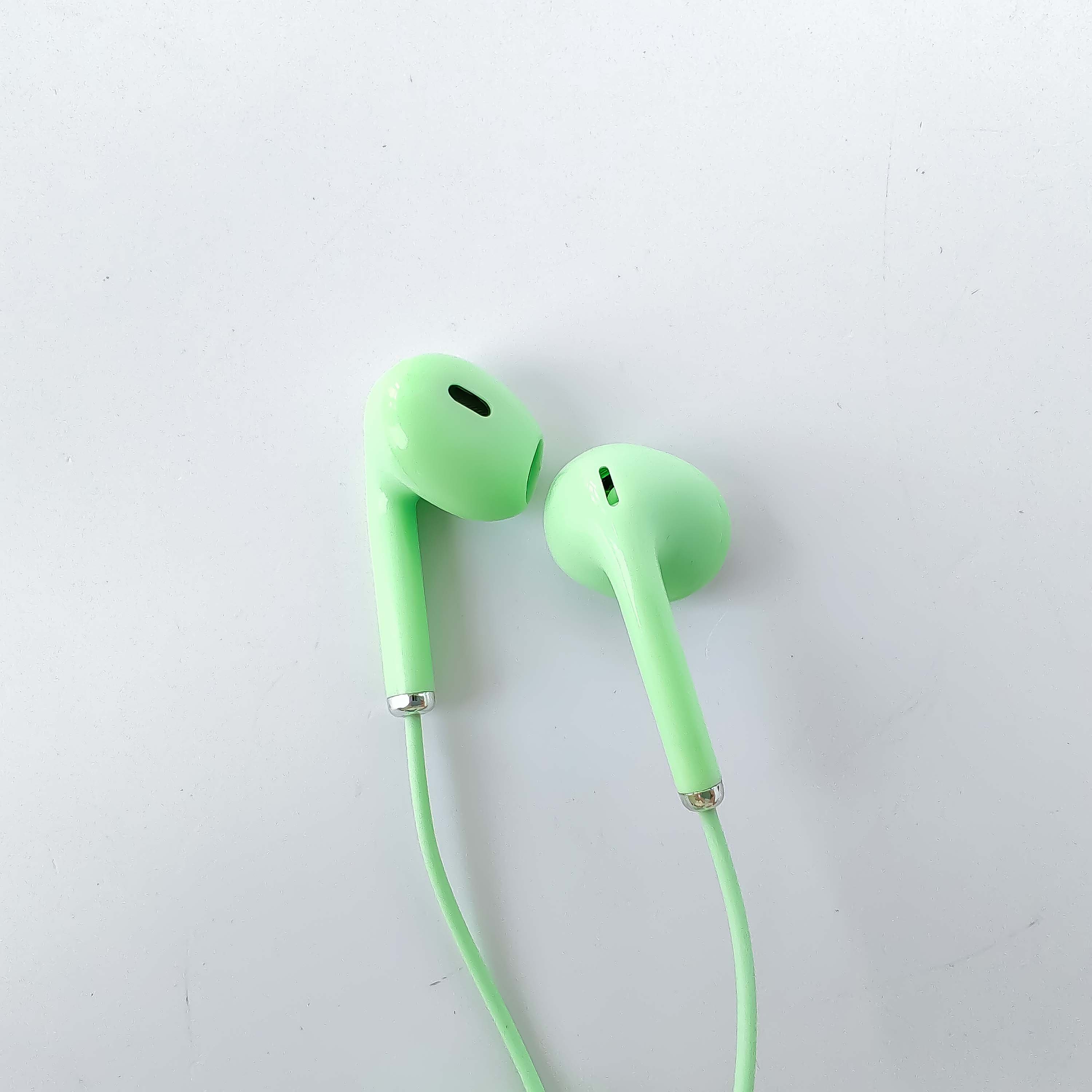 Z9 Hotselling Gaming Earphone Waterproof Headphone Stereo HIFI Sports Headsets Low Latency Music Long Lasting Audifonos