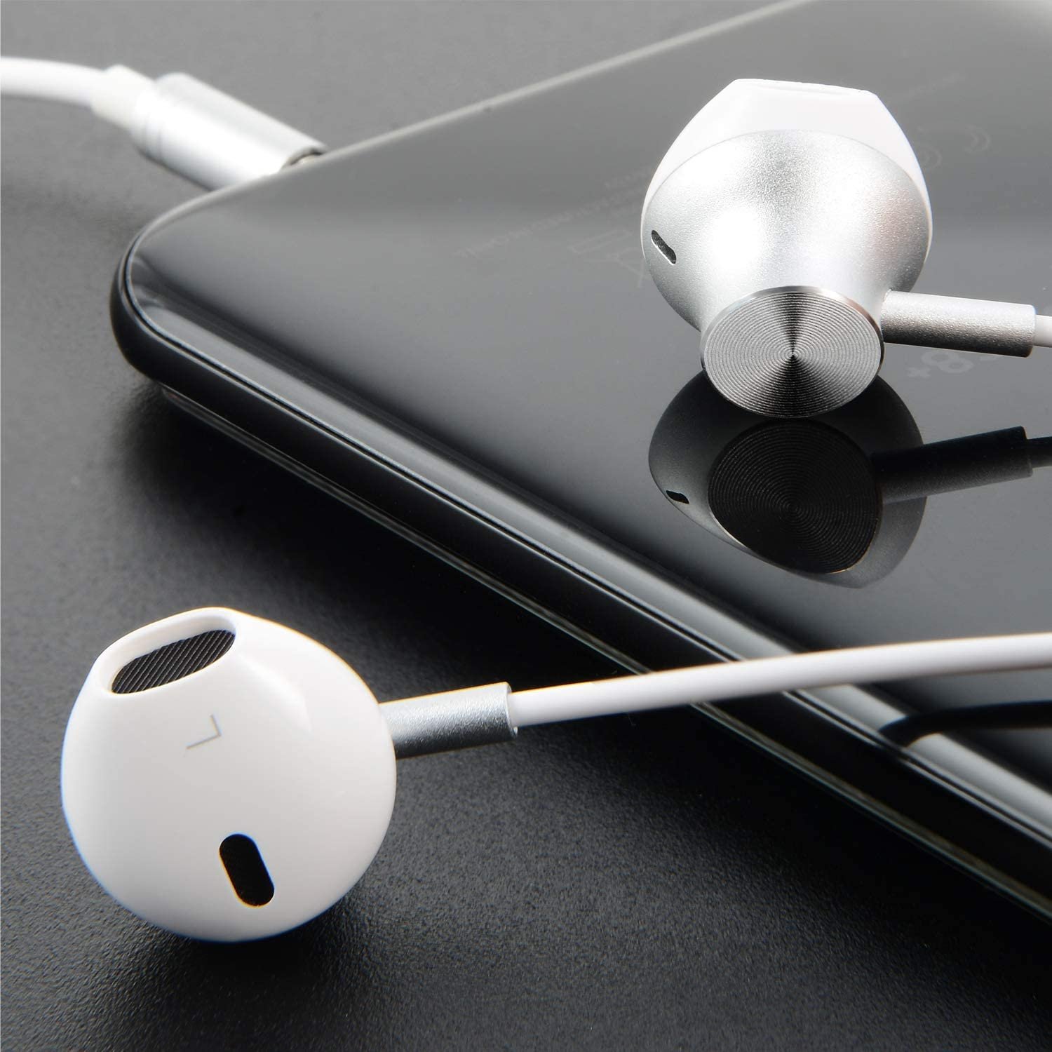 MICCELL in Ear Wearing Stereo Earphones Noise Cancelling Earphone With Mic Wholesale Wired Earphone Accessories