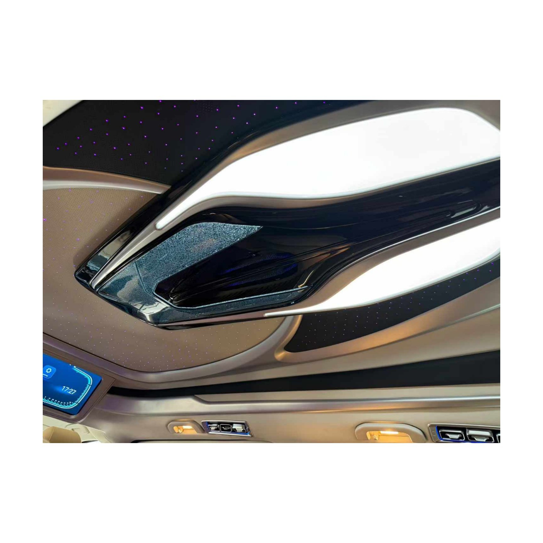 YLC Applicable to Benz Vito V260 W447 Interior Upgrade with Center Console Covering Aviation Seat Floor Modification