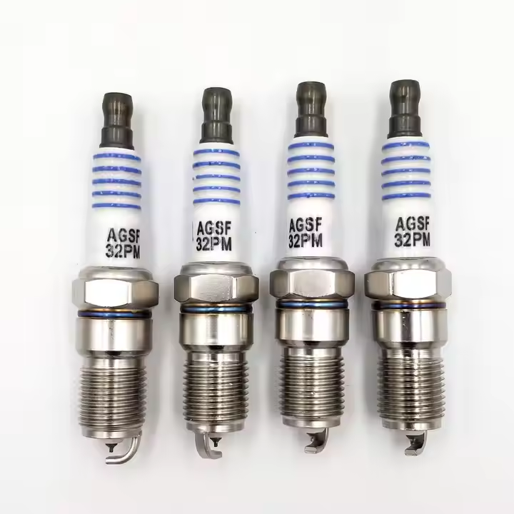 Low Price Car Spark Plug SP-514 SP514 PZH1F SP-515 SP515 PZH14F SP-546 SP546PZK14F for Ford Mondeo Engine Auto Candle Spark Plug