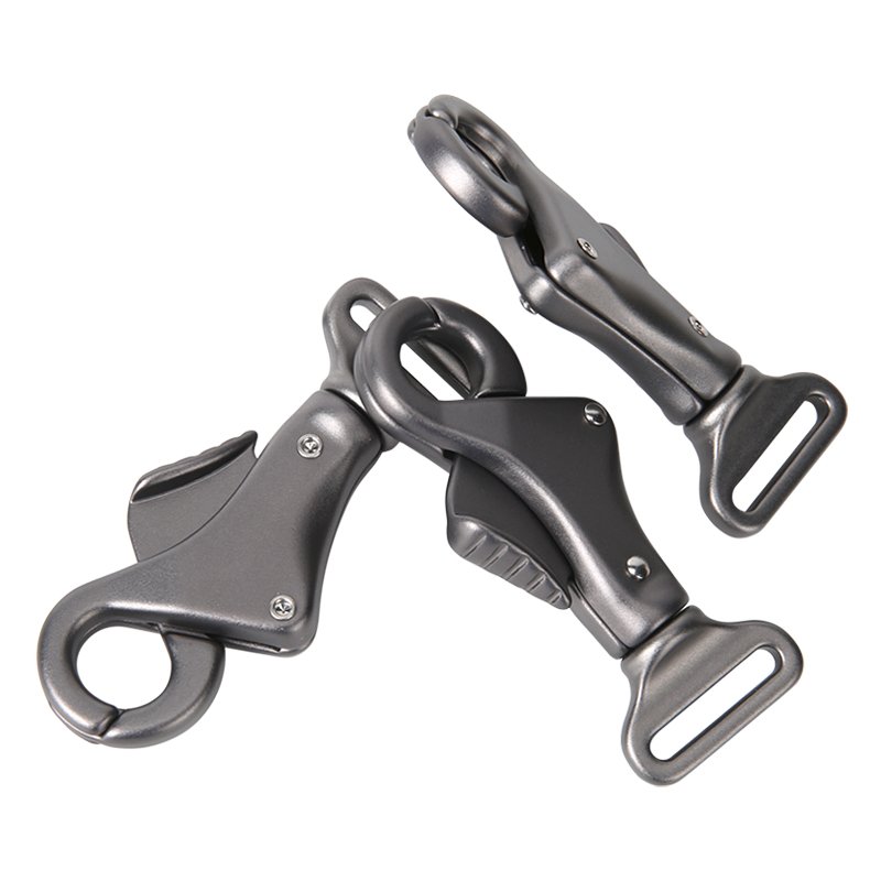 Aluminum Swivel Dog Leash with Quick Release Buckle 4KN Rotating Titanium Carabiner Push-Button Design for Pet Owners