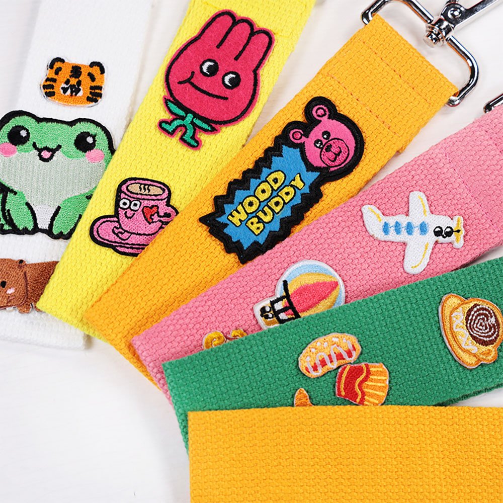 Wholesale Custom Aircraft Aviation Label Embroidered Keychain Personalized Anime Fabric Keychain Woven Keychain