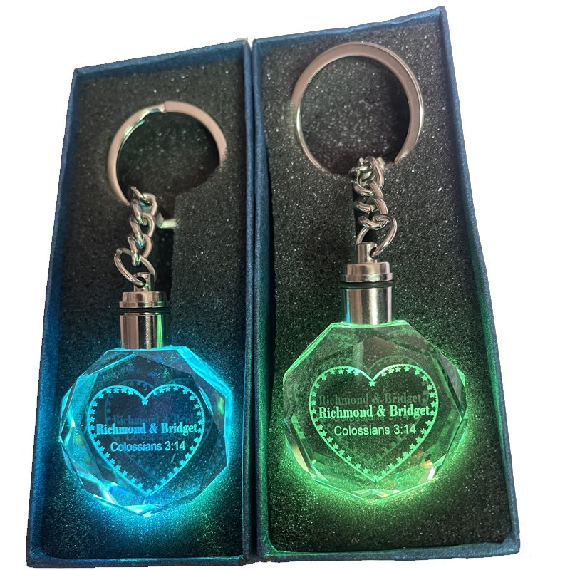 Wedding Gifts Keyrings Customization Aviation Gifts Cherry Keychain Accessories love Heart Keychain for Couple love Gifts