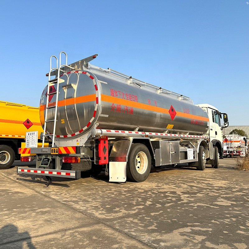 Howo 6x2 Fuel Tanker Truck 25000 Liters Oil Fuel Diesel Delivery Tank Truck for Sale