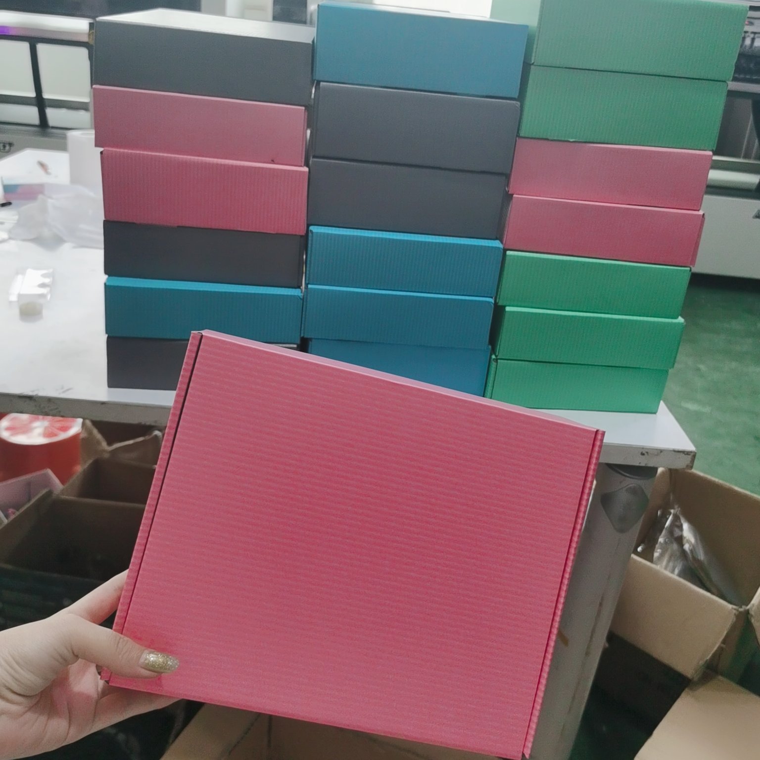 Private Label Logo cardboard mailer box Printed color Mailer Box Wholesale printed unique corrugated shipping boxes